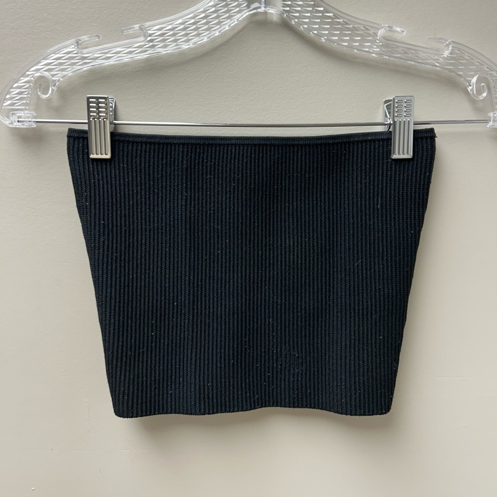 Babaton Women’s Ribbed Strapless‎ Black Tube Top